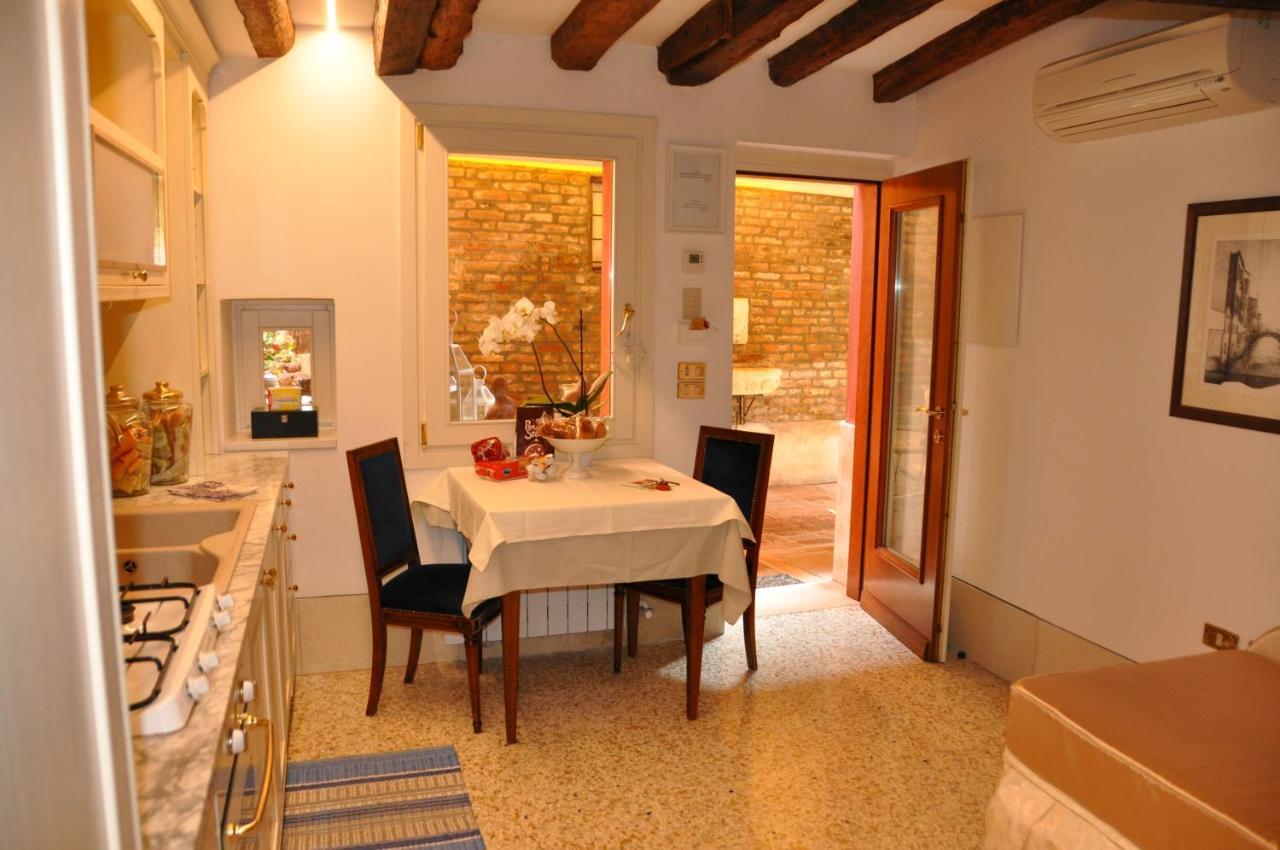 Henry's Heaven Apartament